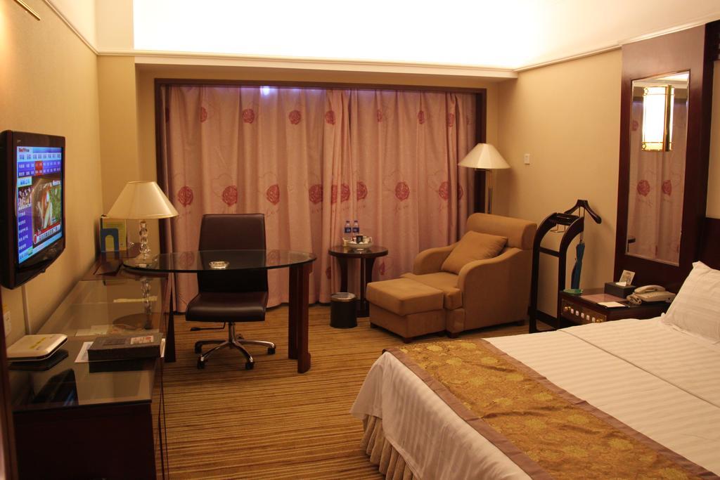 Sunshine Holiday Hotel Fuzhou Fuzhou  Exterior foto