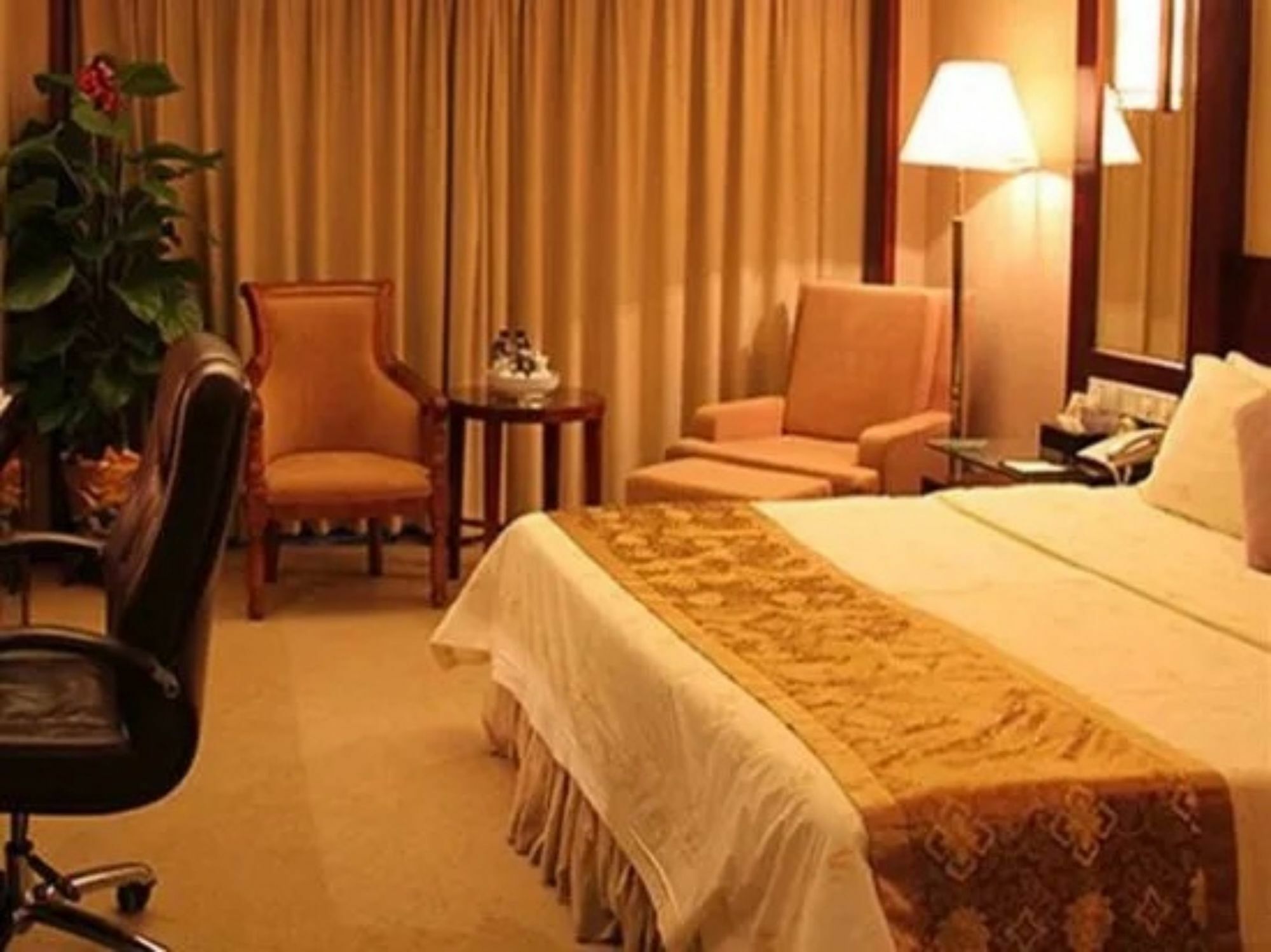 Sunshine Holiday Hotel Fuzhou Fuzhou  Exterior foto